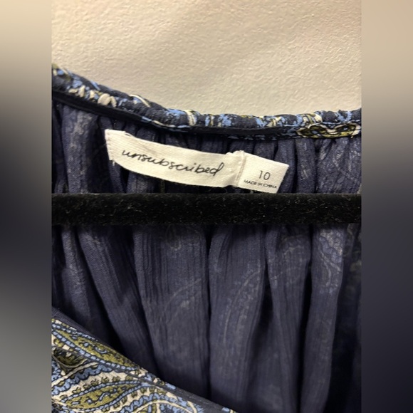 Unsubscribed Women’s Navy Blue Paisley Long Sleeve Flowy Blouse Size 10 - Picture 2 of 5